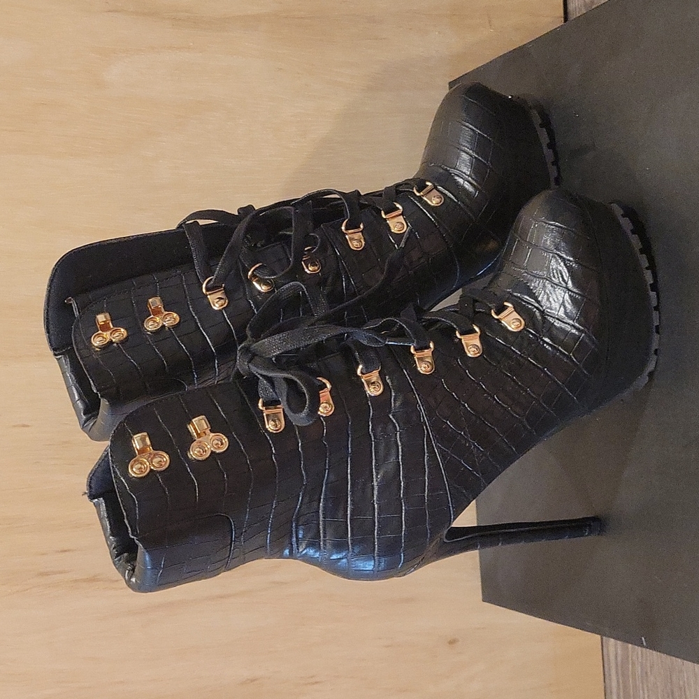 Croc Embrossed Booties